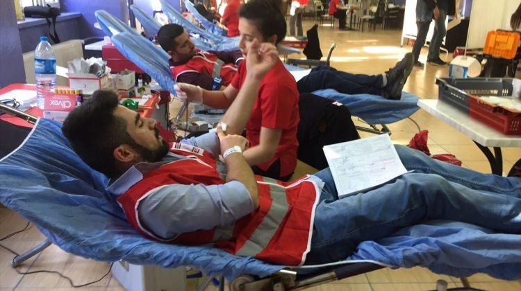 Manisa'da yılda 61 bin ünite kan bağışı yapılıyor