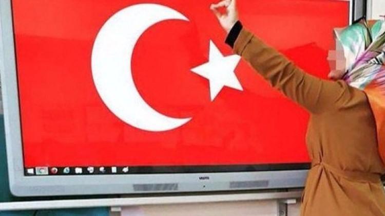 Bozkurt Isareti Yapan Ogretmenle Ilgili Aciklama Guncel Haberleri