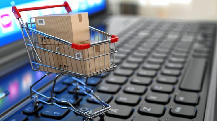 Pandemi nedeniyle internet alışverişlerinde patlama yaşanıyor