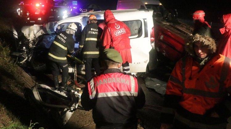 Anadolu Otoyolu'nda zincirleme trafik kazası: 1 ölü, 7 yaralı