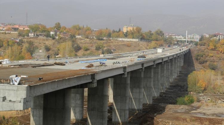 Bingöllülerin beklediği köprüde sona doğru