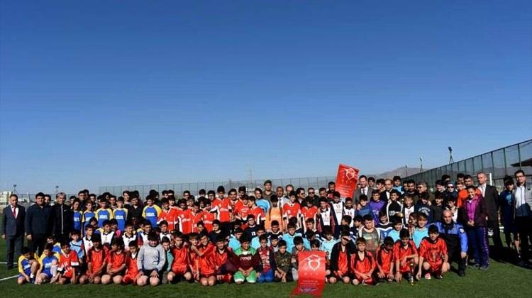 Seydişehir'de futbol turnuvası ödül töreni