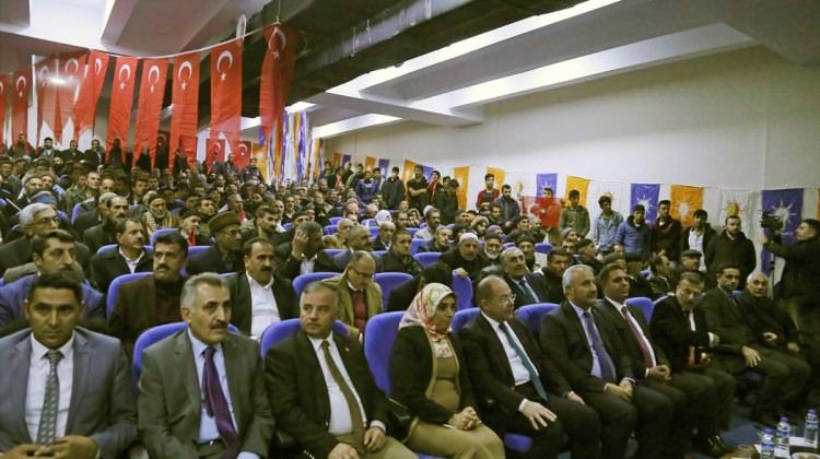 "Bu nasıl ana muhalefet partisi anlamak mümkün değil"