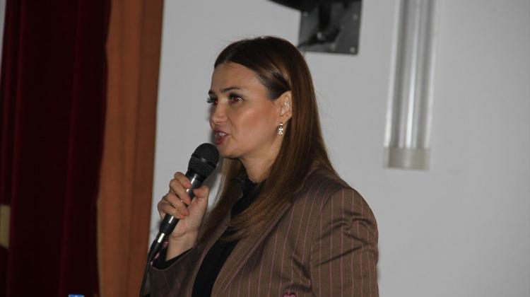 Azeri Milletvekili Ganire Paşeyeva Bafra’da konferans verdi