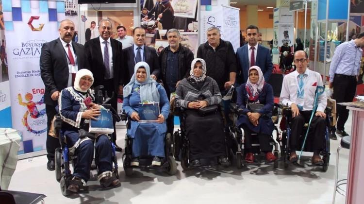 Gaziantep Belediyesi Fuara Renk Katti Guncel Haberleri