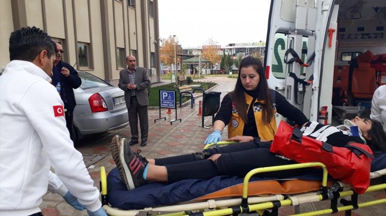 Kahta'da motosikletin çarptığı öğrenci yaralandı