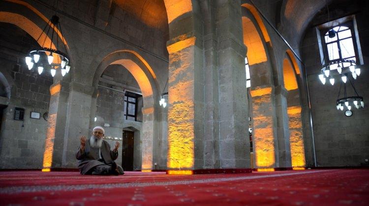 867 yıllık Ulu Cami'de restorasyon tamamlandı