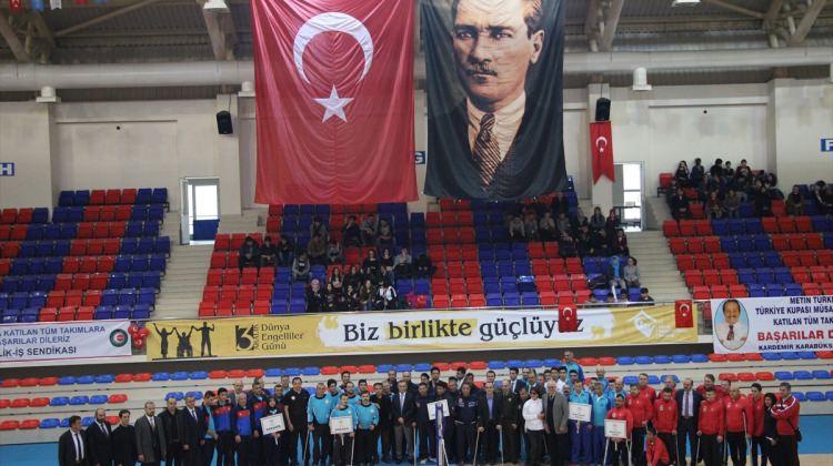 Oturarak Voleybol Metin Türker Türkiye Kupası başladı