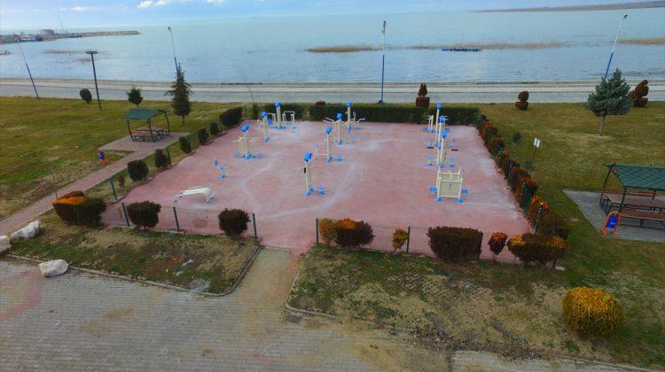 Beyşehir'de yenilenen fitnes parkı hizmete açıldı