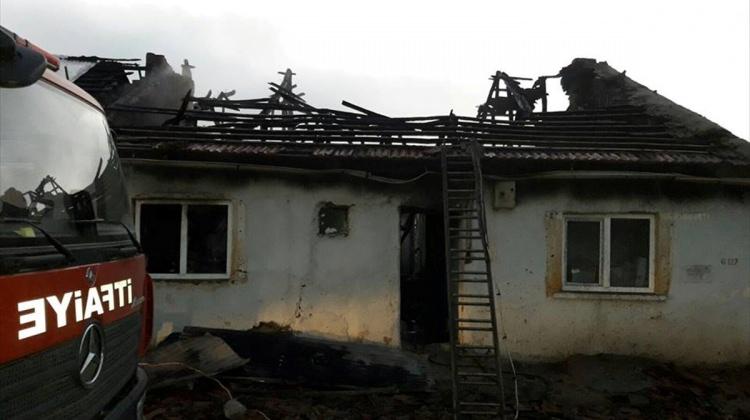Akharım'da ev yangını