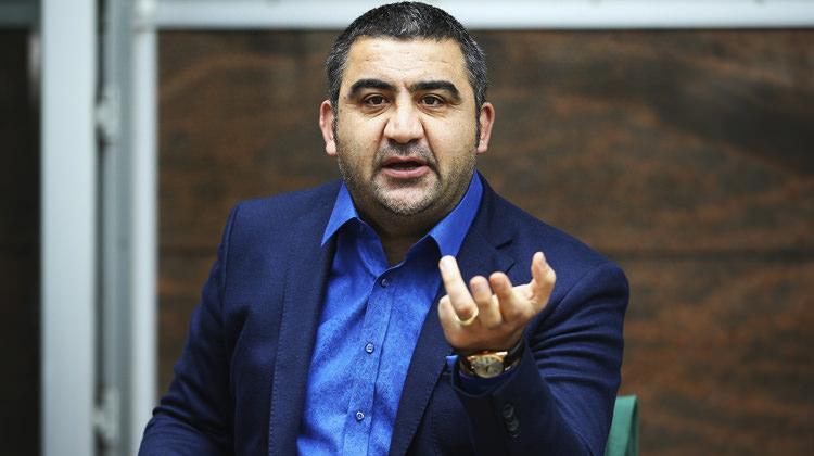 Ümit Özat'ın görevine 3 maçta son verildi!