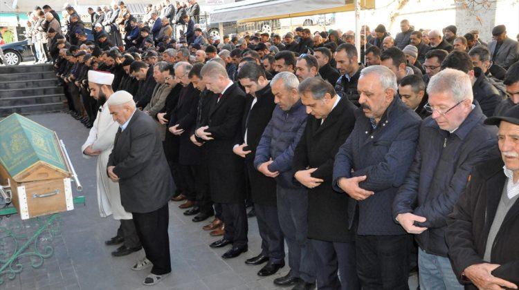 Vali Gül, Gürün'de cenaze törenine katıldı