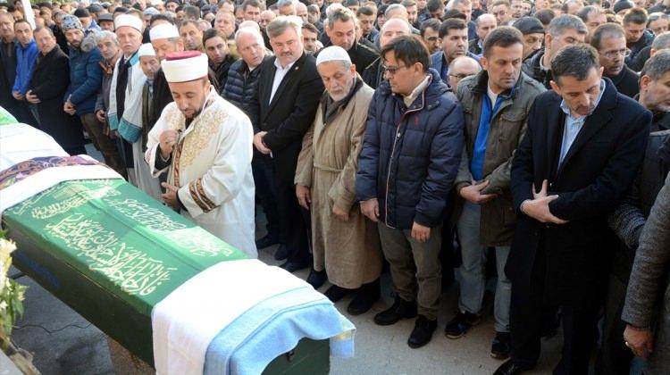 Murat Özmekik'in annesinin cenazesi toprağa verildi