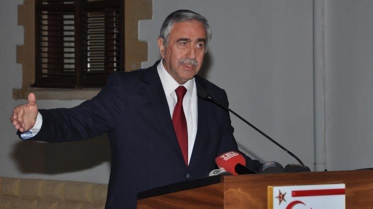 Hükümetten Mustafa Akıncı'ya muhtıra
