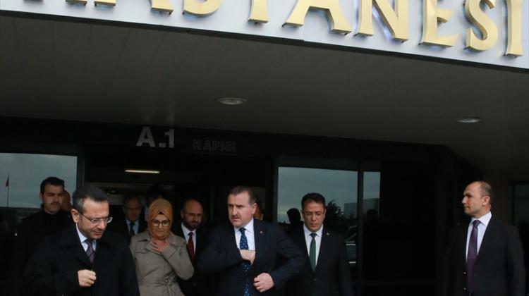 Bakan Bak'tan Karaosmanoğlu'na "geçmiş olsun" ziyareti