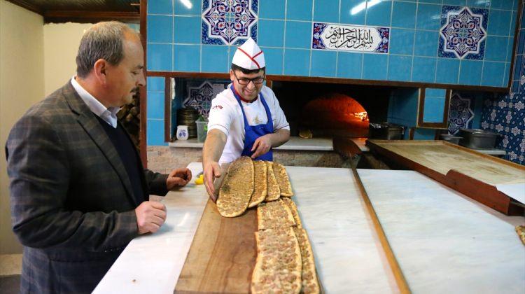 Afrin'deki Mehmetçik'e "etli ekmek" dopingi