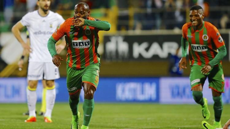 Vagner Love'dan sürpriz açıklama!