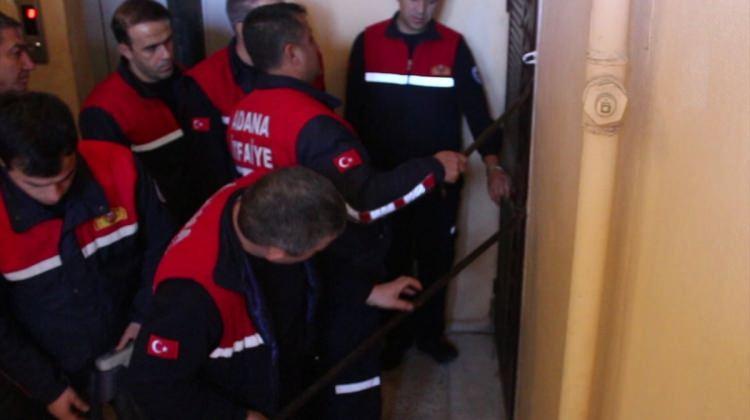 Adana'da haber alınamayan kadın evinde uyurken bulundu