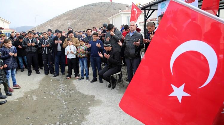 Ahıska Türk'ü gençler "öz vatan" nöbetine uğurlandı