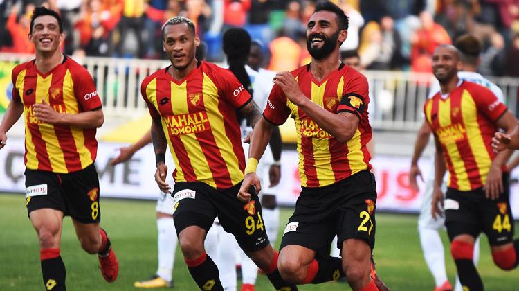 Göztepe'nin başarısı dünya basınında!