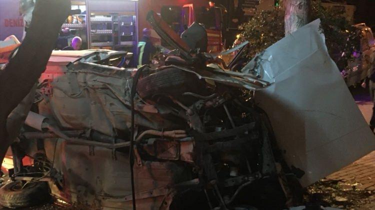 Denizli'de otomobil ile hafif ticari araç çarpıştı: 2 yaralı