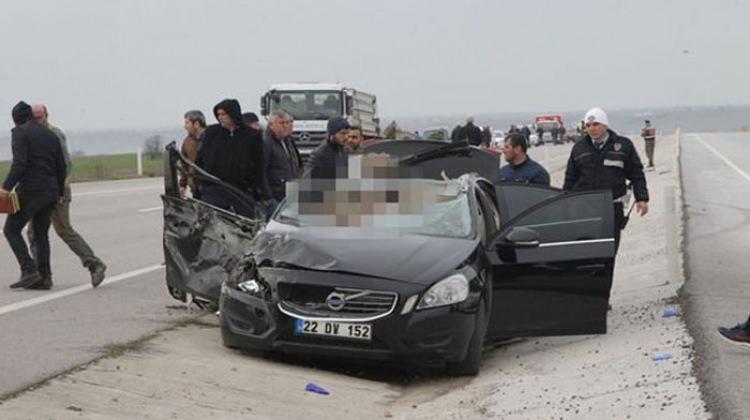 Kırklareli'nde feci kaza: 3 ölü, 3 yaralı