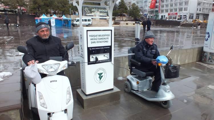 Tekerlekli sandalyeler için şarj istasyonu açıldı