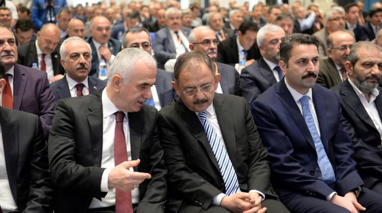 "FETÖ'yü temizleyecek AK Parti'den başka bir kurum yoktu"