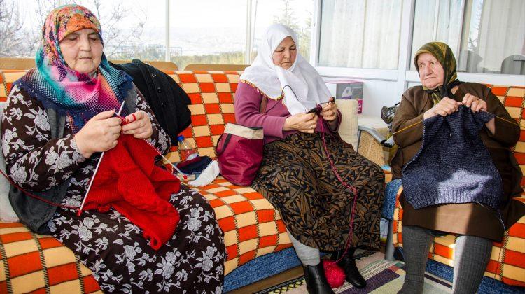 Kahramankazanlı kadınlardan Mehmetçik'e destek