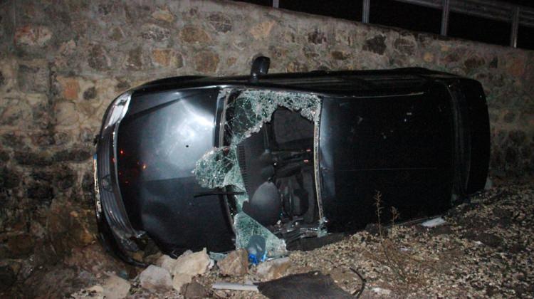 Seydişehir'de otomobil şarampole devrildi: 5 yaralı