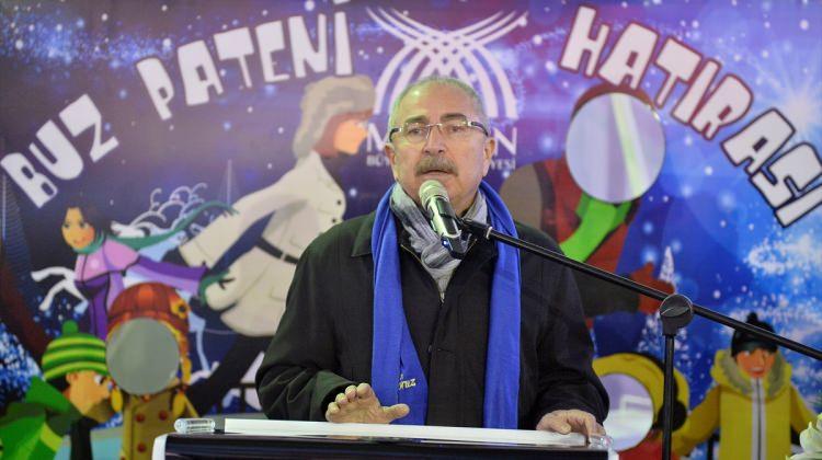 Mardin'de buz pisti ilgi gördü