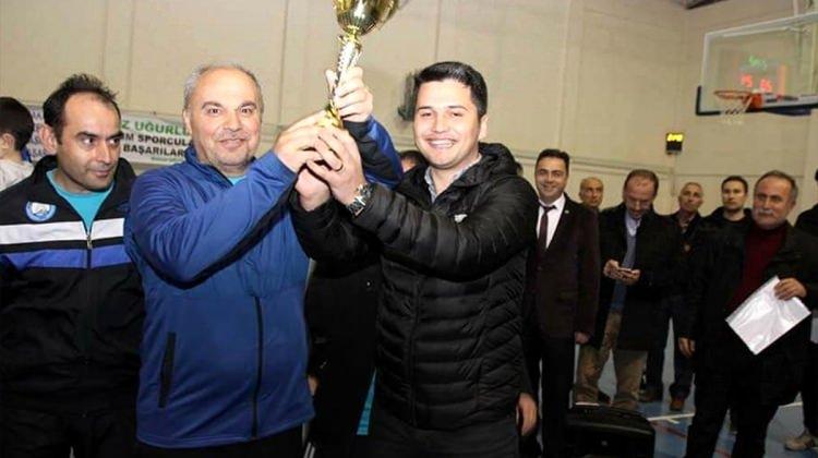 Suşehri'nde voleybol turnuvası sona erdi
