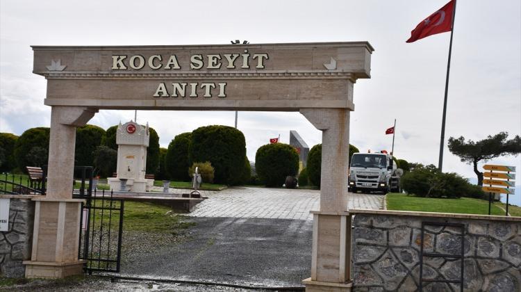 "Koca Seyit" anıtı ve mezarına ziyaretçi akını
