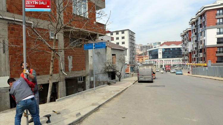 İstanbul'da "Zeytin Dalı Caddesi" tabelası asıldı