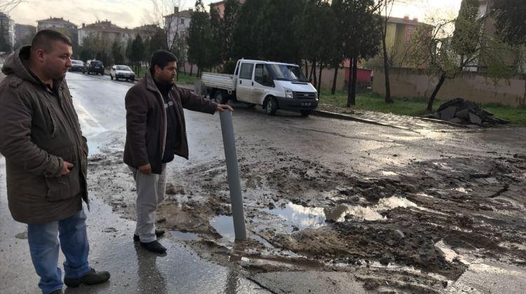 Edirne'de yol çöktü