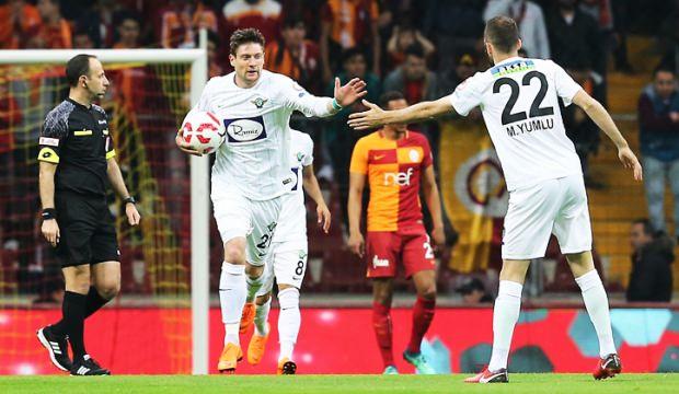 Herkes şaştı kaldı! Bunu neden yaptı?
