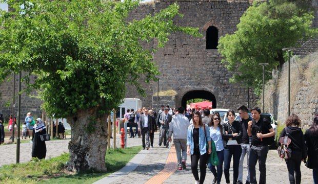 Diyarbakır'da turizm canlandı
