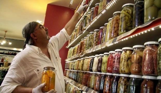 Hobi olarak başladı, 10 bin kavanoza ulaştı