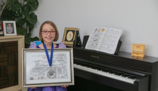 İzmirli minik piyanistten dünya birinciliği