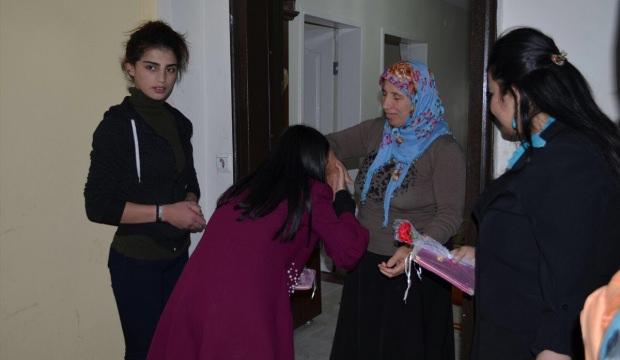 AK Parti'li kadınlar Anneler Günü'nü kutladı
