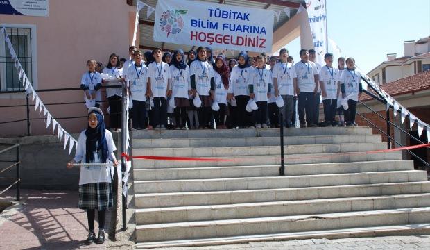 Karamanlı'da "TUBİTAK 4006 Bilim Fuarı" açıldı