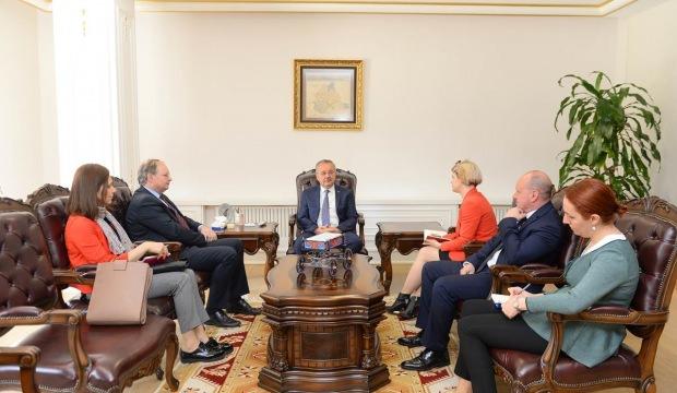 AB-Türkiye Delegasyonu Başkanı Berger'den Vali Özdemir'e ziyaret