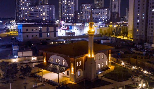 Mehmet Akif Ersoy Camisi açıldı