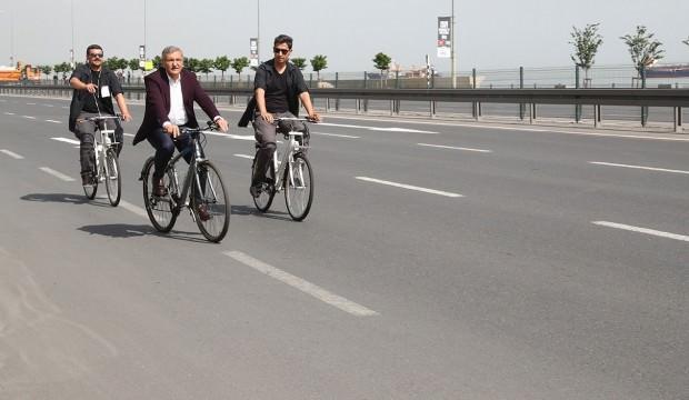 Belediye başkanı bisikletle 200 km yol gitti