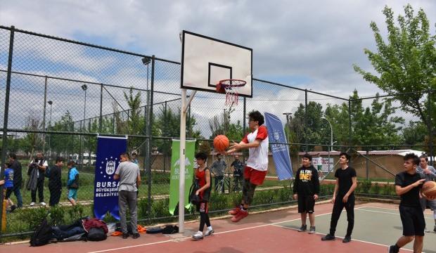 Bursa’da Sokak Basketbolu Turnuvası düzenlendi