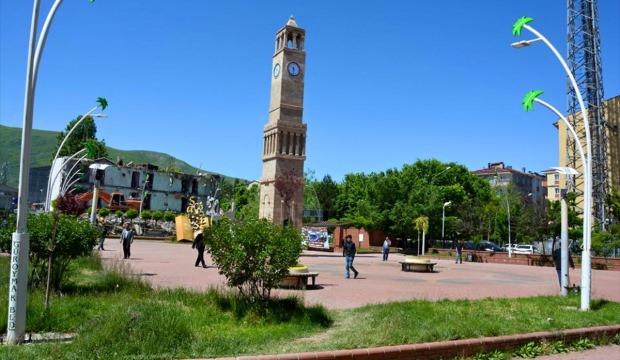 Güroymak'ta kent meydanı yapılacak