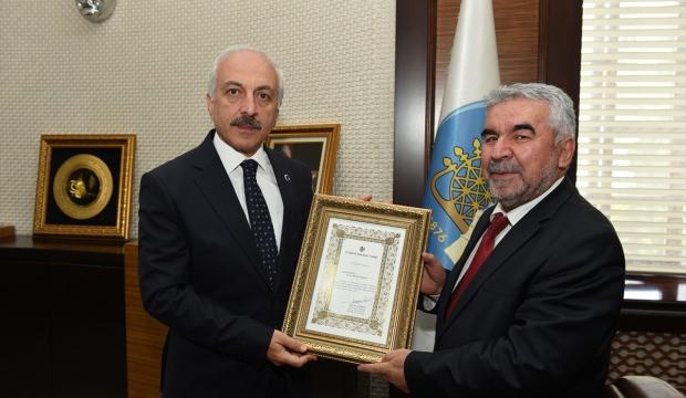 Diyanet İşleri Başkanı Erbaş’tan, Başkan Gül’e teşekkür belgesi