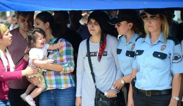 Antalya'da yaralanan polis memurunun hayatını kaybetmesi