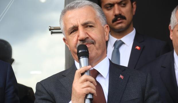 "Sizin derdiniz Türkiye'yi yine o eski karanlık günlere döndürmek"