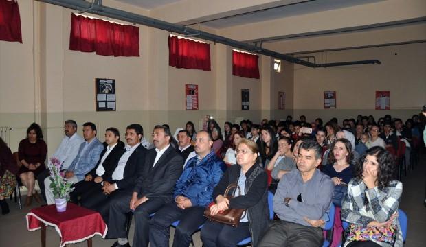 "Bir Şair, On Şiir" projesi